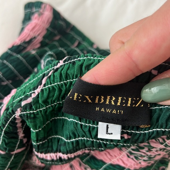 Lexbreezy Hawaii shirt (size L) - Picture 3 of 3